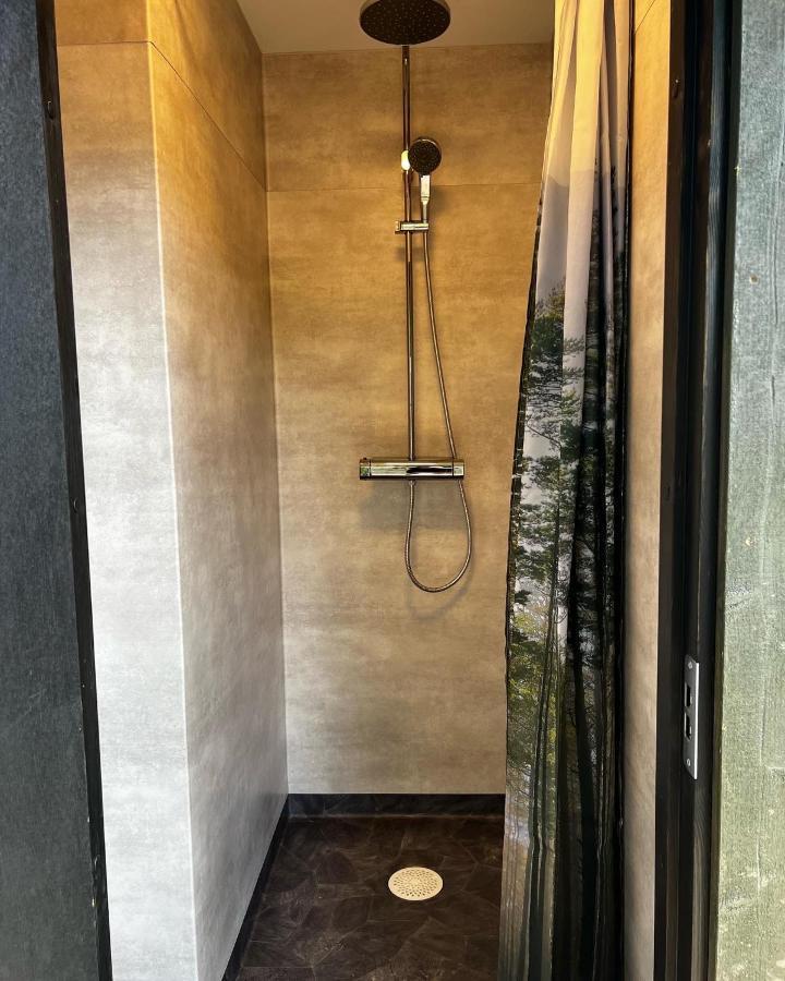 Vaettervy Glamping 호텔 Habo 외부 사진