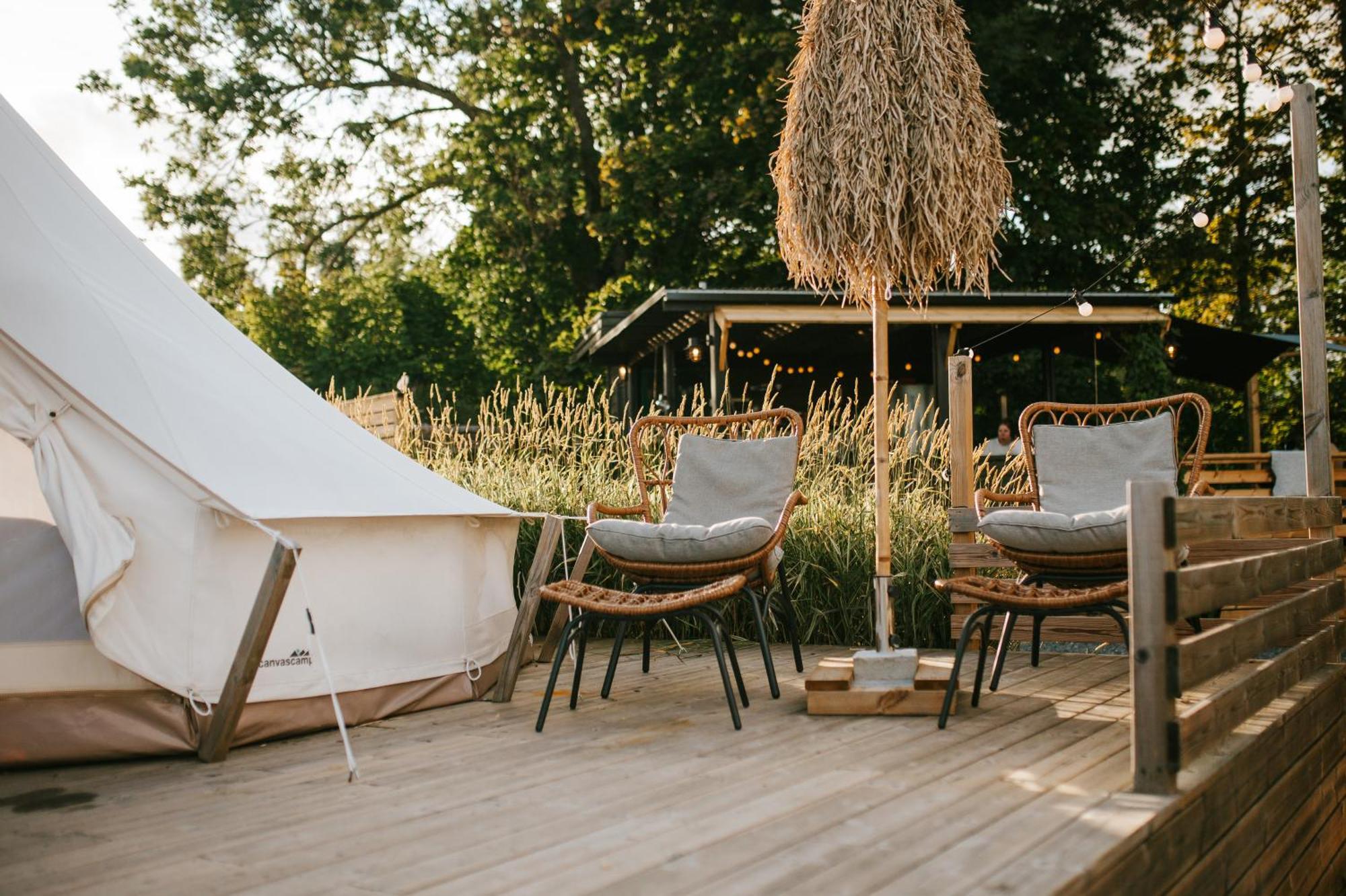 Vaettervy Glamping 호텔 Habo 외부 사진